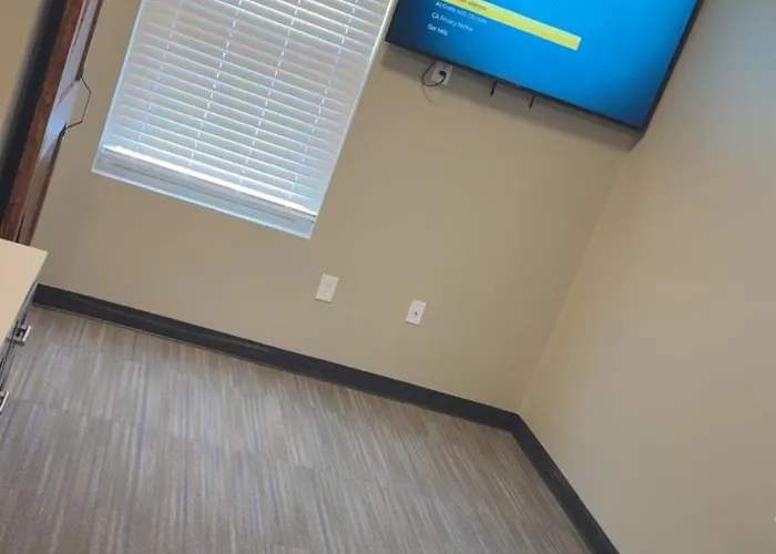 Willow E-hotel Hotel